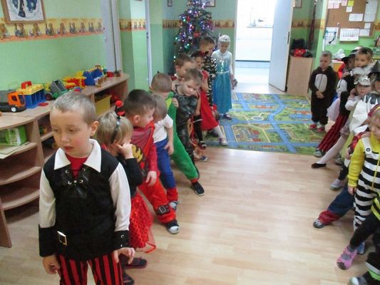  Grafika #56: Bal karnawałowy