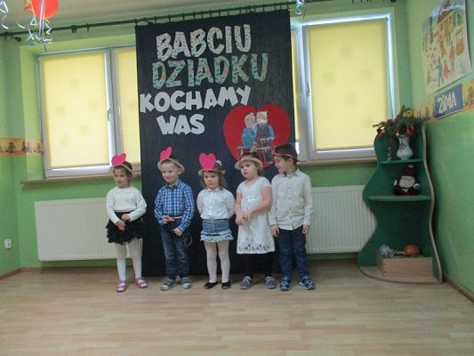  Grafika #10: Święto Babci i Dziadka