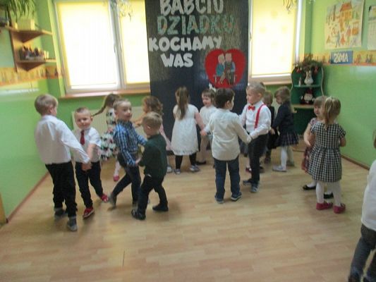  Grafika #13: Święto Babci i Dziadka