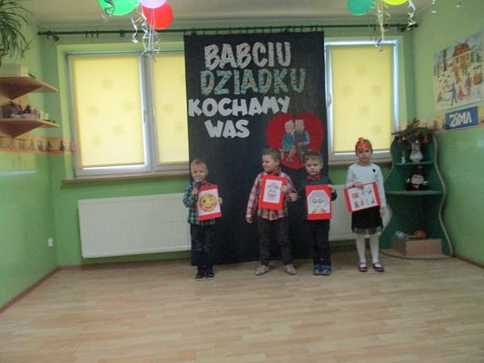  Grafika #3: Święto Babci i Dziadka