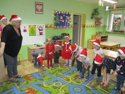 Grafika #8: Mikołajki w przedszkolu