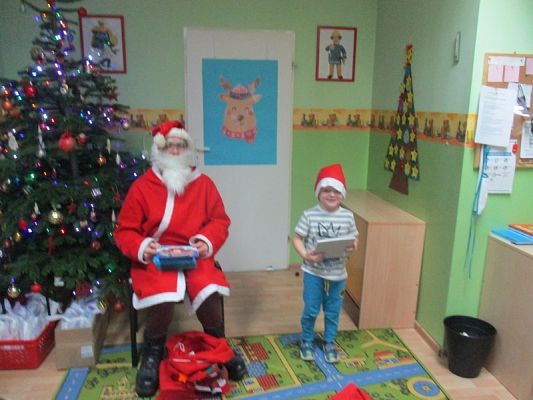 Grafika #20: Mikołajki w przedszkolu