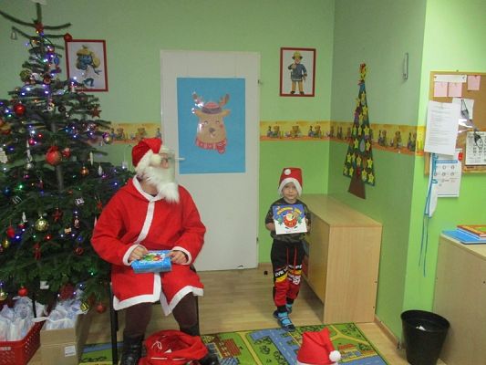 Grafika #23: Mikołajki w przedszkolu