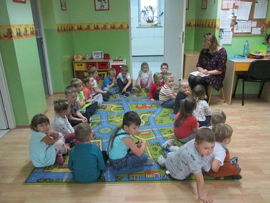  Grafika #0: Zabawa andrzejkowa w przedszkolu