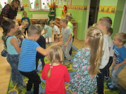  Grafika #25: Zabawa andrzejkowa w przedszkolu