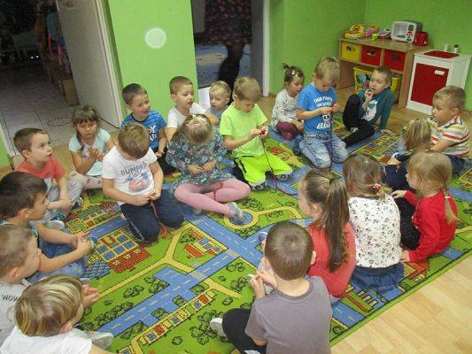  Grafika #12: Zabawa andrzejkowa w przedszkolu