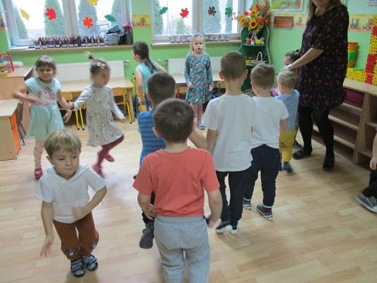  Grafika #18: Zabawa andrzejkowa w przedszkolu