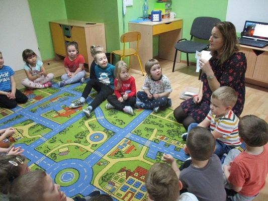  Grafika #2: Zabawa andrzejkowa w przedszkolu