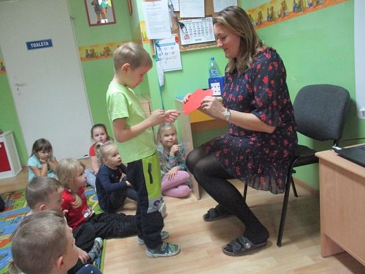  Grafika #63: Zabawa andrzejkowa w przedszkolu