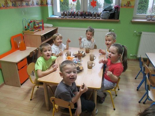  Grafika #65: Zabawa andrzejkowa w przedszkolu