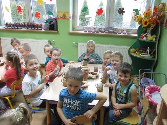  Grafika #67: Zabawa andrzejkowa w przedszkolu