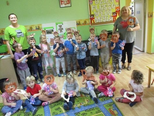 Grafika #26: Dzień Pluszowego Misia