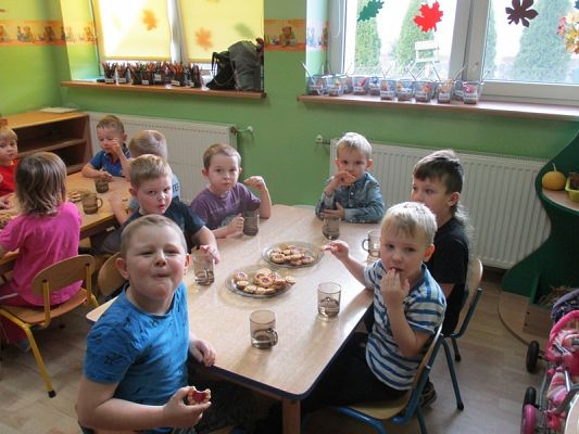 Grafika #34: Dzień Pluszowego Misia