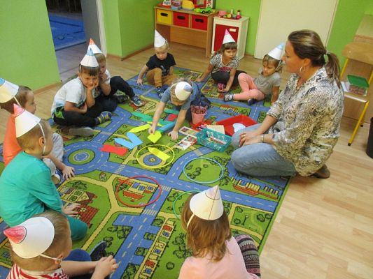  Grafika #14: Dzień Kredki