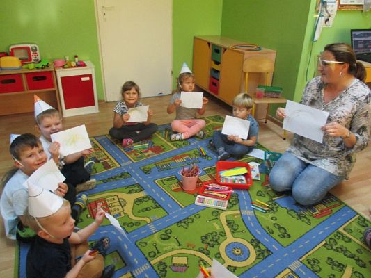  Grafika #24: Dzień Kredki