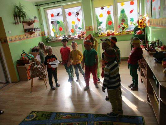  Grafika #49: Bal Jesieni