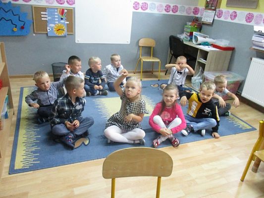 Grafika #12: Pierwsze dni w przedszkolu