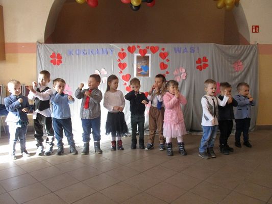 Grafika #10: Święto Babci i Dziadka