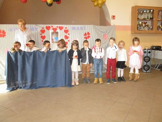 Grafika #23: Święto Babci i Dziadka