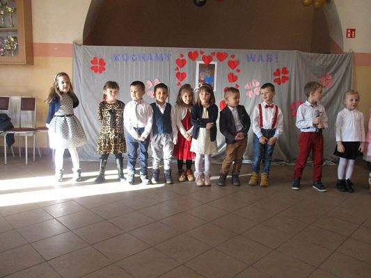 Grafika #24: Święto Babci i Dziadka