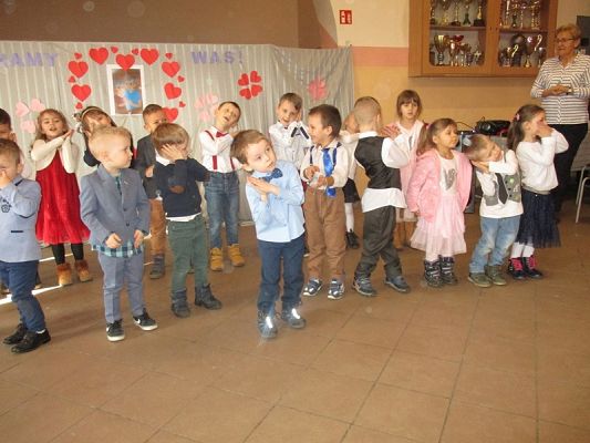 Grafika #42: Święto Babci i Dziadka