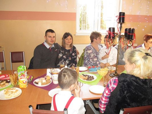 Grafika #65: Święto Babci i Dziadka