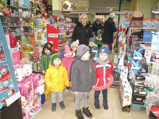  Grafika #12: Zakupy w Lęborku