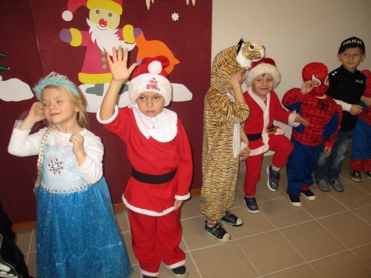  Grafika #13: Bal karnawałowy