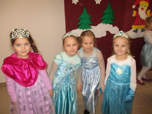  Grafika #14: Bal karnawałowy