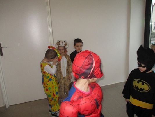  Grafika #11: Bal karnawałowy