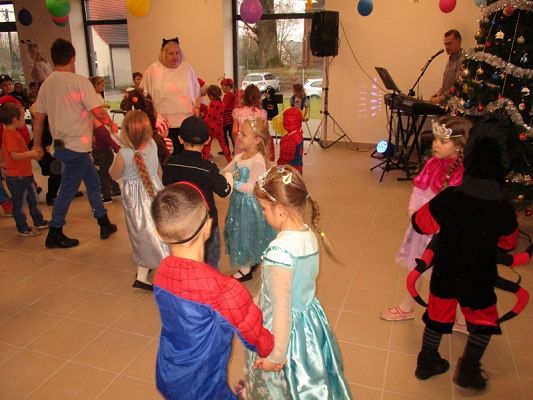  Grafika #27: Bal karnawałowy