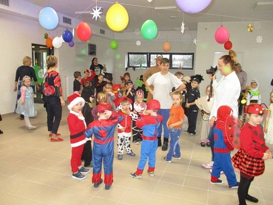  Grafika #30: Bal karnawałowy