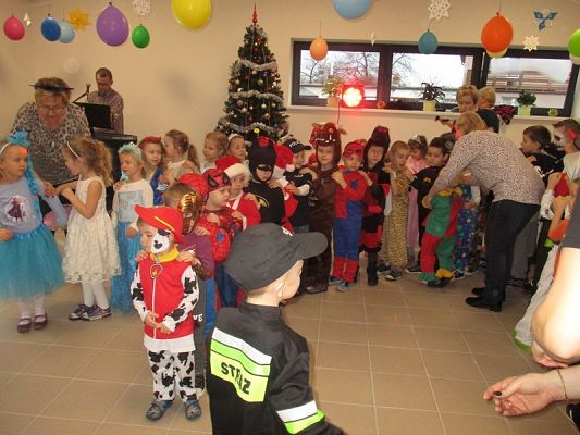  Grafika #34: Bal karnawałowy