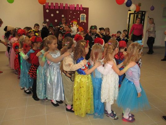  Grafika #29: Bal karnawałowy