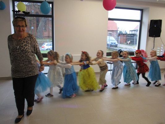  Grafika #26: Bal karnawałowy