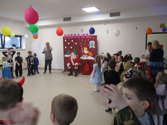  Grafika #38: Bal karnawałowy