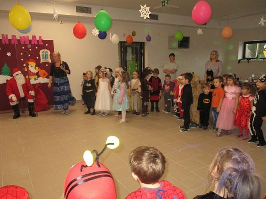  Grafika #48: Bal karnawałowy