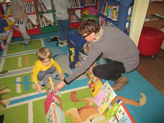  Grafika #29: Wizyta w bibliotece miejskiej w Lęborku