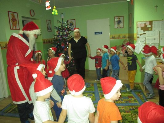  Grafika #2: Mikołajki w przedszkolu