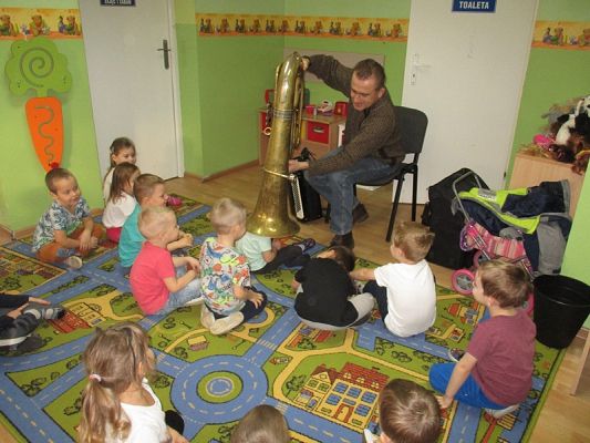  Grafika #19: Zajęcia dodatkowe w przedszkolu