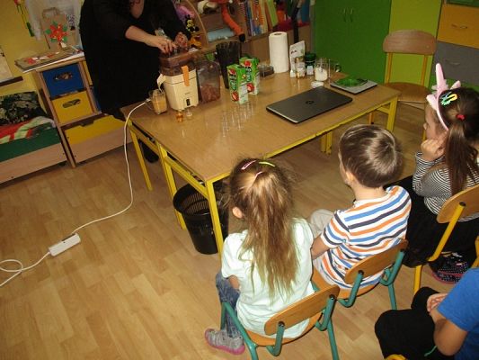  Grafika #18: Jak zdrowo się odżywiać ? Spotkanie z dietetykiem