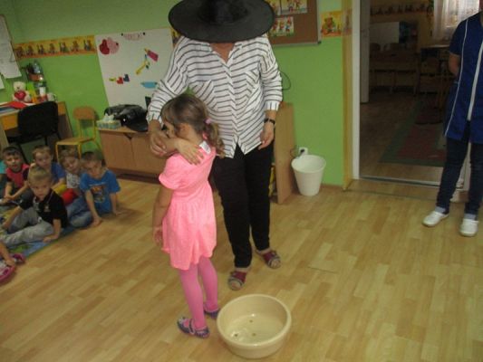 Grafika #47: Andrzejki w przedszkolu