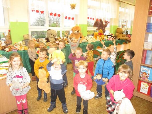 Grafika #23: Święto Misia w bibliotece