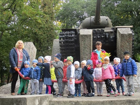  Grafika #11: Jesień w parku