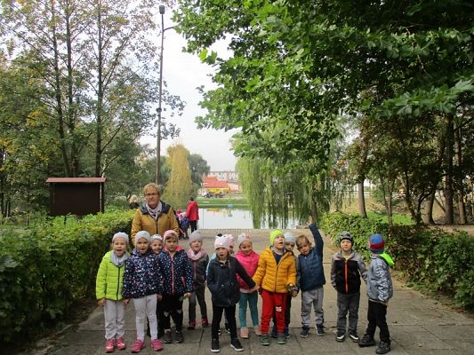  Grafika #15: Jesień w parku