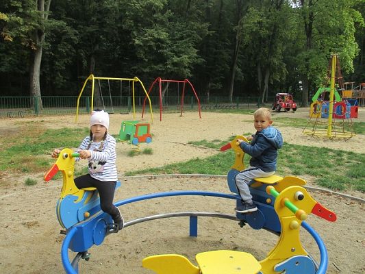  Grafika #27: Jesień w parku