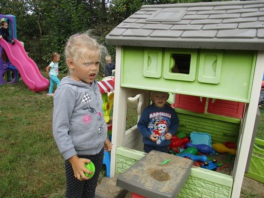 Grafika #34: Pierwsze dni w przedszkolu