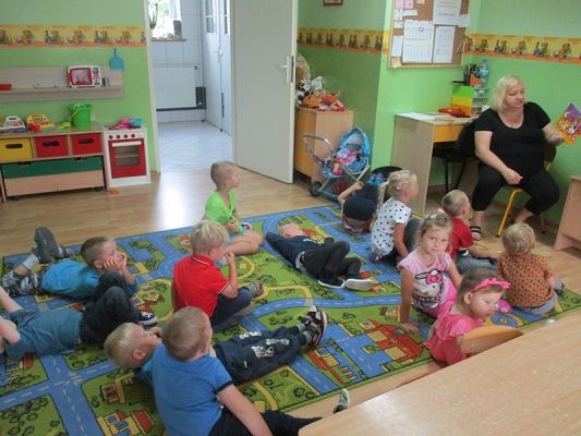 Grafika #12: Pierwsze dni w przedszkolu