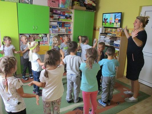 Grafika #20: Pierwsze dni w przedszkolu