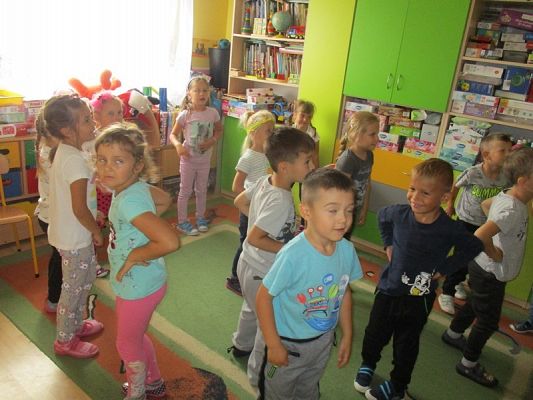 Grafika #22: Pierwsze dni w przedszkolu